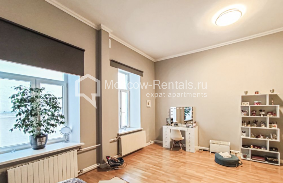 Photo #12 5-room (4 BR) apartment for <a href="http://moscow-rentals.ru/en/articles/long-term-rent" target="_blank">a long-term</a> rent
 in Russia, Moscow, Tverskaya str, 12С8