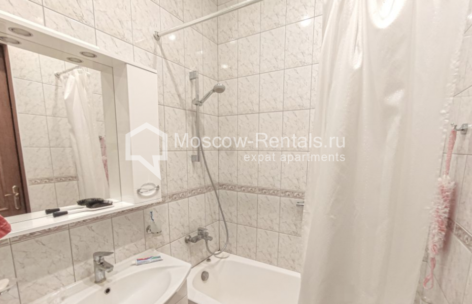 Photo #18 5-room (4 BR) apartment for <a href="http://moscow-rentals.ru/en/articles/long-term-rent" target="_blank">a long-term</a> rent
 in Russia, Moscow, Tverskaya str, 12С8