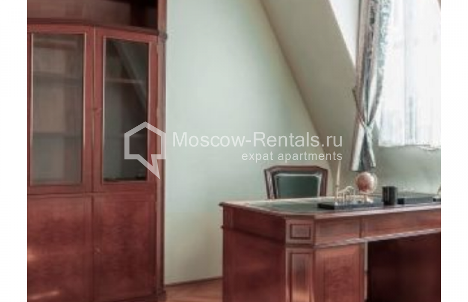 Photo #6 5-room (4 BR) apartment for <a href="http://moscow-rentals.ru/en/articles/long-term-rent" target="_blank">a long-term</a> rent
 in Russia, Moscow, Chistoprudnyi blv, 11С4