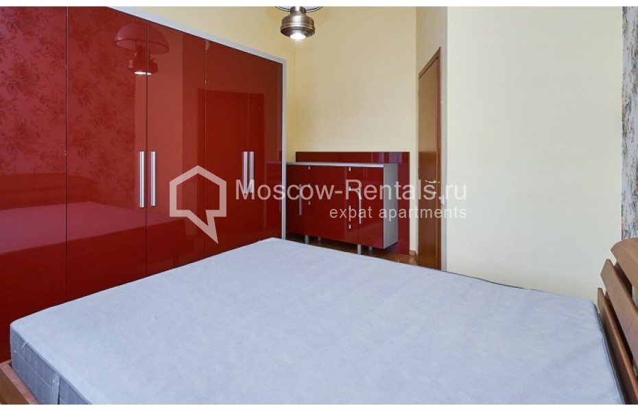 Photo #11 5-room (4 BR) apartment for <a href="http://moscow-rentals.ru/en/articles/long-term-rent" target="_blank">a long-term</a> rent
 in Russia, Moscow, Trubnaya str, 22/1
