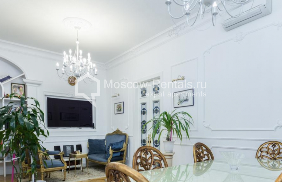 Photo #2 6-room (5 BR) apartment for <a href="http://moscow-rentals.ru/en/articles/long-term-rent" target="_blank">a long-term</a> rent
 in Russia, Moscow, Likhov lane, 8