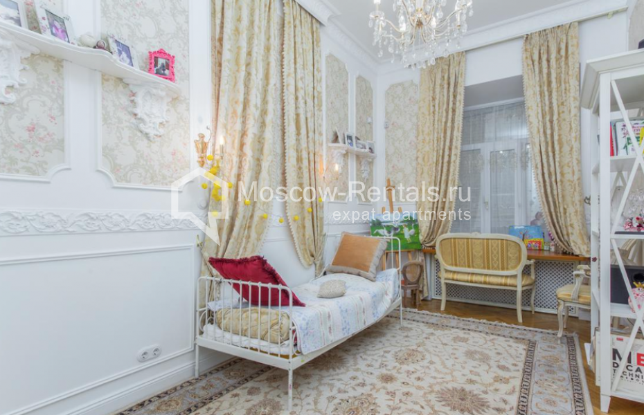 Photo #8 6-room (5 BR) apartment for <a href="http://moscow-rentals.ru/en/articles/long-term-rent" target="_blank">a long-term</a> rent
 in Russia, Moscow, Likhov lane, 8