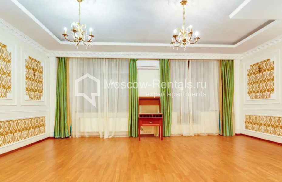 Photo #3 5-room (4 BR) apartment for <a href="http://moscow-rentals.ru/en/articles/long-term-rent" target="_blank">a long-term</a> rent
 in Russia, Moscow, B. Dmitrovka str, 16к1
