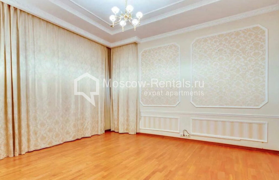 Photo #16 5-room (4 BR) apartment for <a href="http://moscow-rentals.ru/en/articles/long-term-rent" target="_blank">a long-term</a> rent
 in Russia, Moscow, B. Dmitrovka str, 16к1