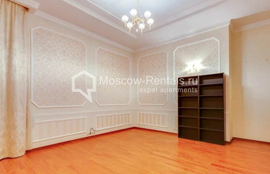 Photo #17 5-room (4 BR) apartment for <a href="http://moscow-rentals.ru/en/articles/long-term-rent" target="_blank">a long-term</a> rent
 in Russia, Moscow, B. Dmitrovka str, 16к1