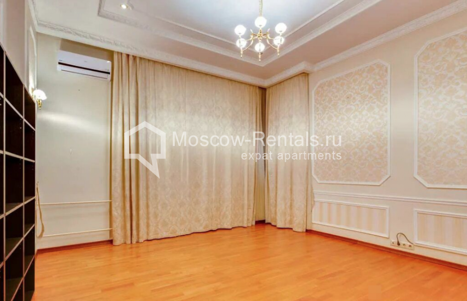 Photo #18 5-room (4 BR) apartment for <a href="http://moscow-rentals.ru/en/articles/long-term-rent" target="_blank">a long-term</a> rent
 in Russia, Moscow, B. Dmitrovka str, 16к1