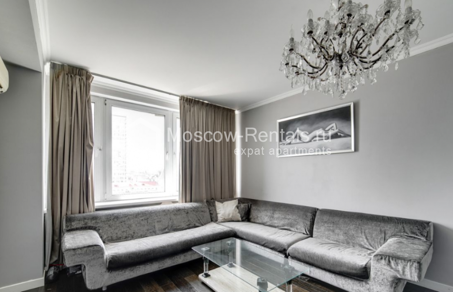 Photo #2 3-room (2 BR) apartment for <a href="http://moscow-rentals.ru/en/articles/long-term-rent" target="_blank">a long-term</a> rent
 in Russia, Moscow, New Arbat str, 22