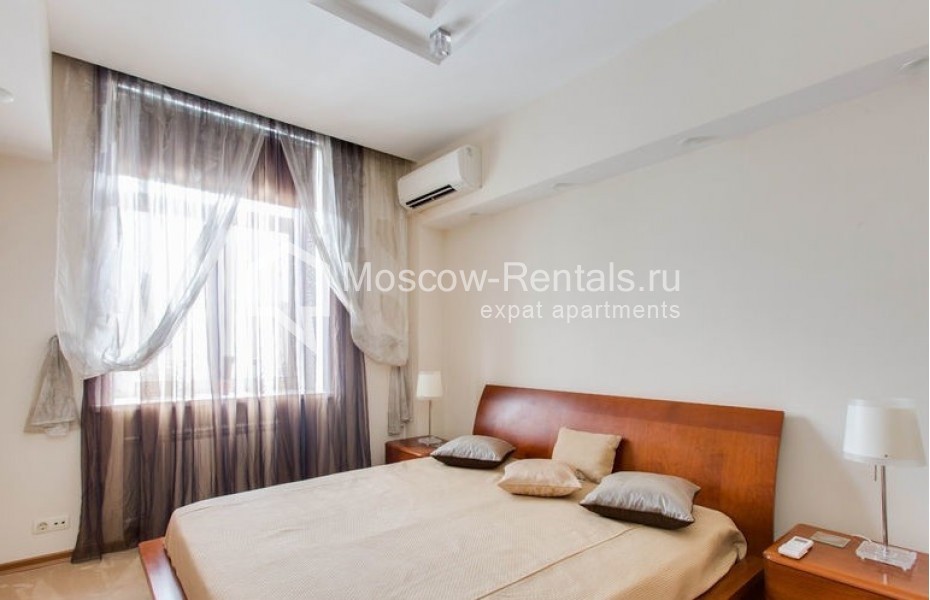 Photo #5 3-room (2 BR) apartment for <a href="http://moscow-rentals.ru/en/articles/long-term-rent" target="_blank">a long-term</a> rent
 in Russia, Moscow, Pobedy sq, 1 bld B