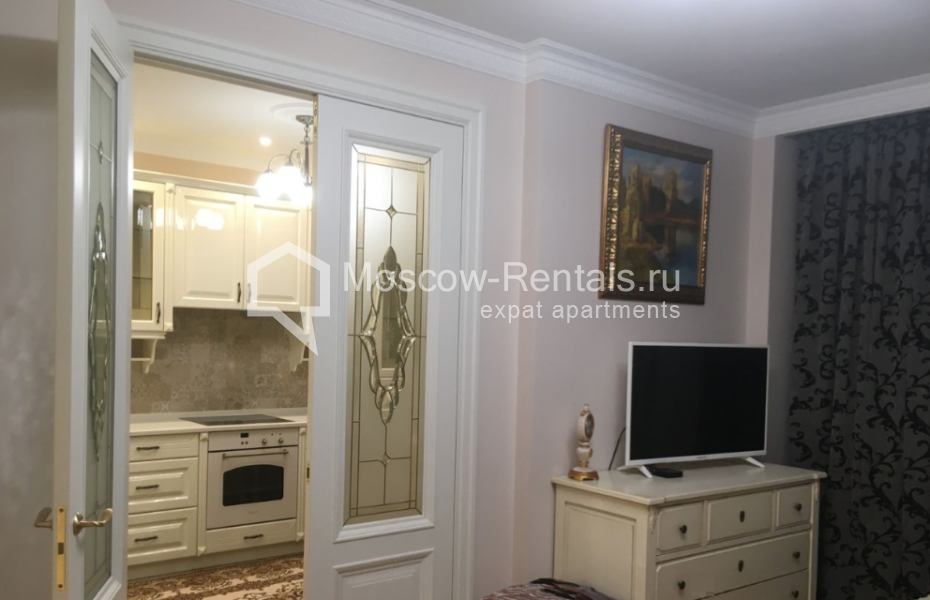 Photo #4 3-room (2 BR) apartment for <a href="http://moscow-rentals.ru/en/articles/long-term-rent" target="_blank">a long-term</a> rent
 in Russia, Moscow, Presnenskyi val str, 14k3