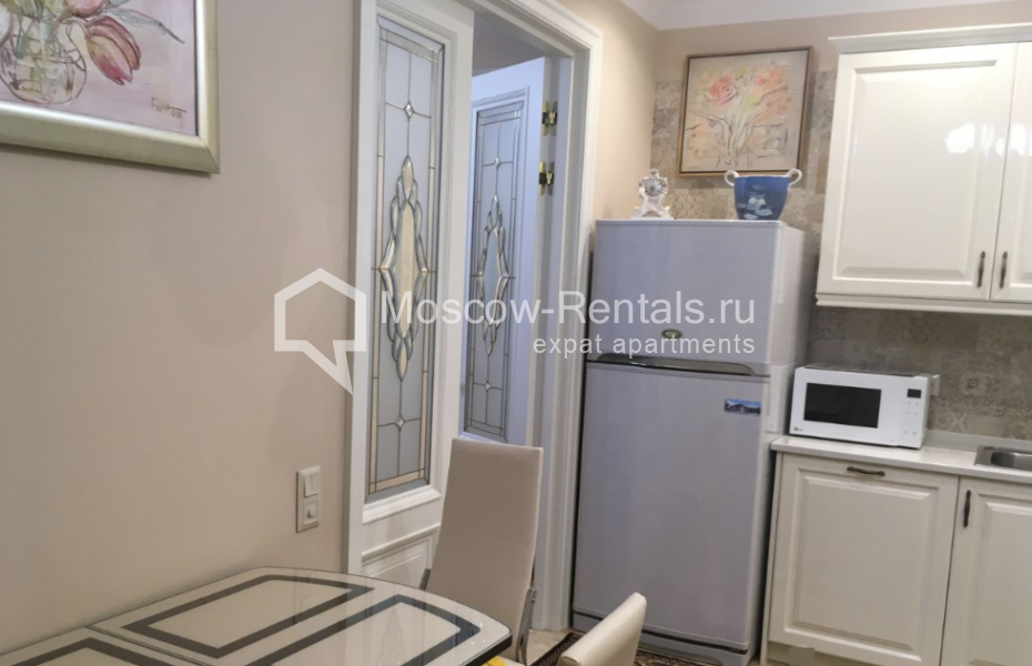 Photo #7 3-room (2 BR) apartment for <a href="http://moscow-rentals.ru/en/articles/long-term-rent" target="_blank">a long-term</a> rent
 in Russia, Moscow, Presnenskyi val str, 14k3