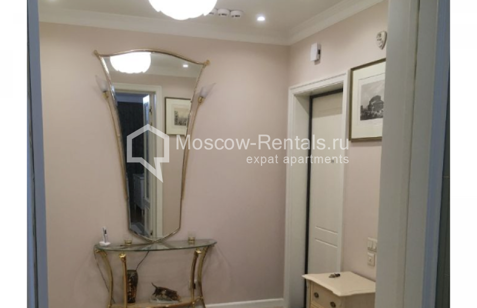Photo #11 3-room (2 BR) apartment for <a href="http://moscow-rentals.ru/en/articles/long-term-rent" target="_blank">a long-term</a> rent
 in Russia, Moscow, Presnenskyi val str, 14k3