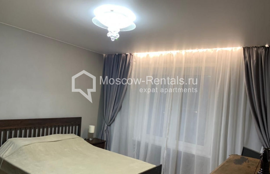Photo #6 3-room (2 BR) apartment for <a href="http://moscow-rentals.ru/en/articles/long-term-rent" target="_blank">a long-term</a> rent
 in Russia, Moscow, Staropimenovskyi lane, 12/6