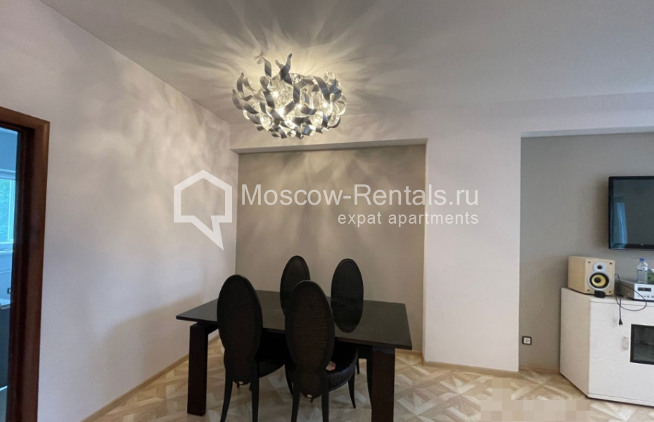Photo #5 3-room (2 BR) apartment for <a href="http://moscow-rentals.ru/en/articles/long-term-rent" target="_blank">a long-term</a> rent
 in Russia, Moscow, Konushkovskaya str, 26