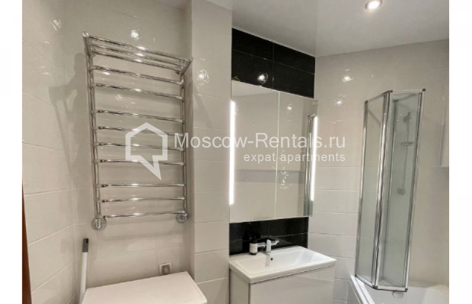 Photo #10 3-room (2 BR) apartment for <a href="http://moscow-rentals.ru/en/articles/long-term-rent" target="_blank">a long-term</a> rent
 in Russia, Moscow, Konushkovskaya str, 26