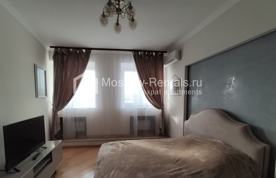 Photo #4 2-room (1 BR) apartment for <a href="http://moscow-rentals.ru/en/articles/long-term-rent" target="_blank">a long-term</a> rent
 in Russia, Moscow, Maroseika str, 10/1