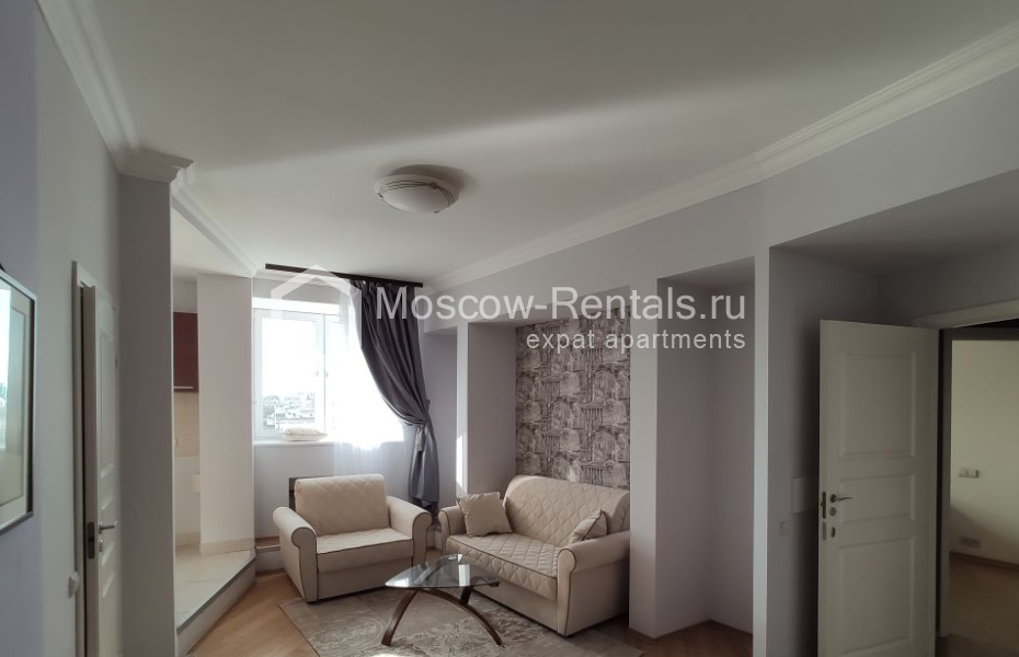 Photo #1 2-room (1 BR) apartment for <a href="http://moscow-rentals.ru/en/articles/long-term-rent" target="_blank">a long-term</a> rent
 in Russia, Moscow, Maroseika str, 10/1