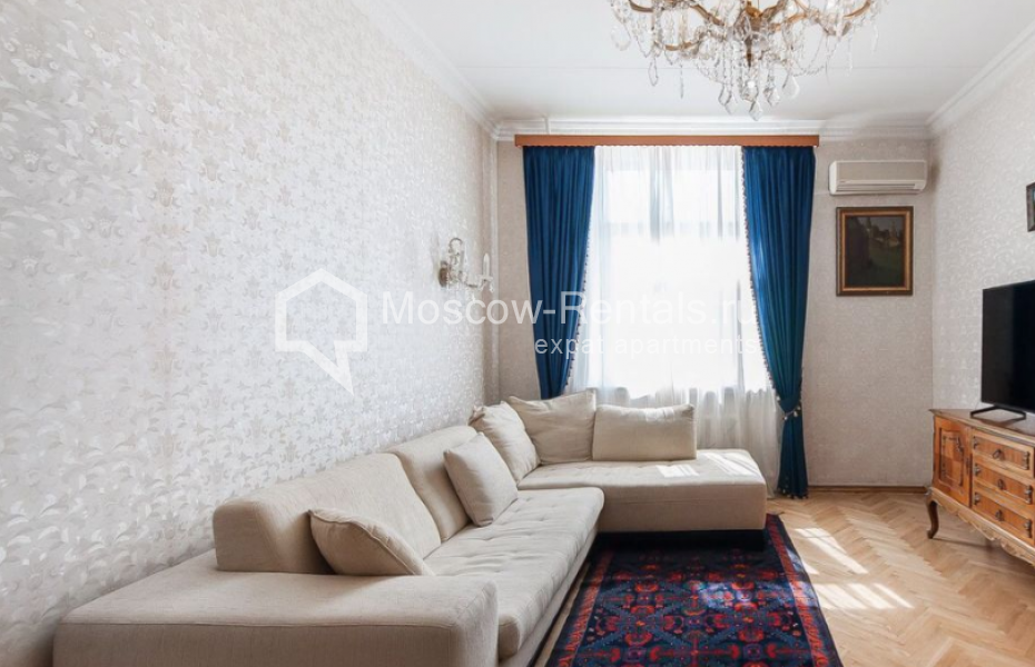 Photo #9 3-room (2 BR) apartment for <a href="http://moscow-rentals.ru/en/articles/long-term-rent" target="_blank">a long-term</a> rent
 in Russia, Moscow, Gazetnyi lane, 13
