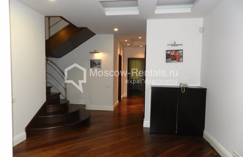 Photo #5 5-room (4 BR) apartment for <a href="http://moscow-rentals.ru/en/articles/long-term-rent" target="_blank">a long-term</a> rent
 in Russia, Moscow, Kutuzova str, 11 bld 2