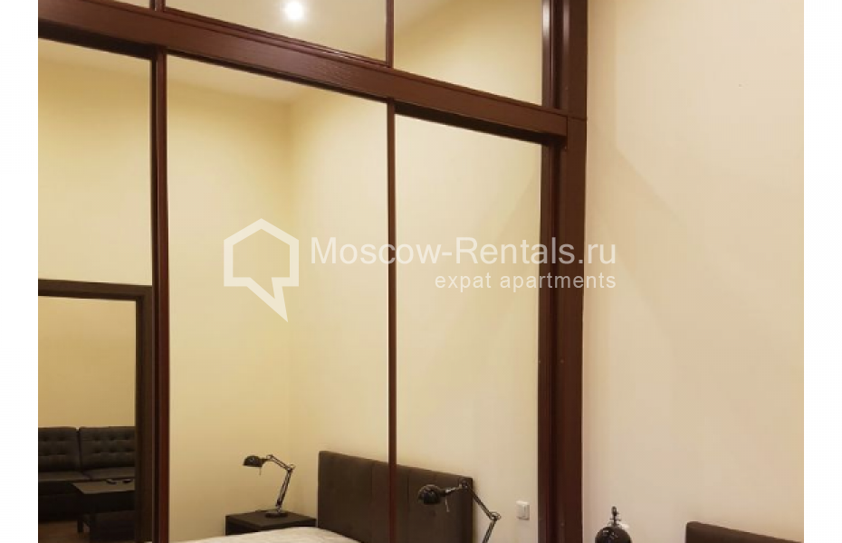 Photo #2 2-room (1 BR) apartment for <a href="http://moscow-rentals.ru/en/articles/long-term-rent" target="_blank">a long-term</a> rent
 in Russia, Moscow, B. Vlasievskyi lane, 14С1