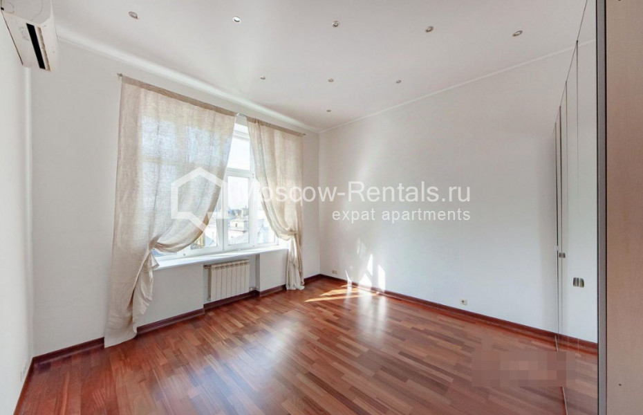 Photo #13 5-room (4 BR) apartment for <a href="http://moscow-rentals.ru/en/articles/long-term-rent" target="_blank">a long-term</a> rent
 in Russia, Moscow, M. Molchanovka str, 8С2
