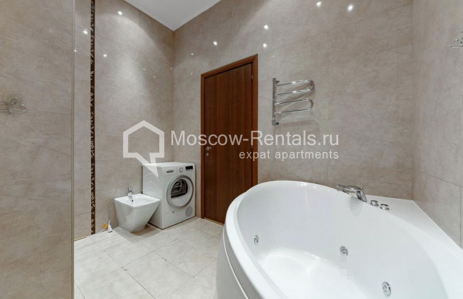 Photo #19 5-room (4 BR) apartment for <a href="http://moscow-rentals.ru/en/articles/long-term-rent" target="_blank">a long-term</a> rent
 in Russia, Moscow, M. Molchanovka str, 8С2