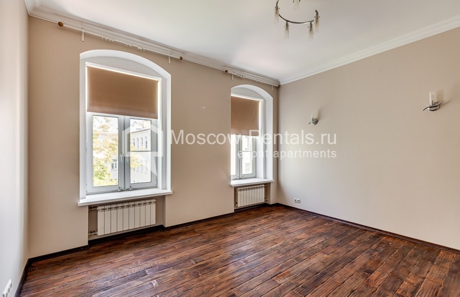 Photo #10 5-room (4 BR) apartment for <a href="http://moscow-rentals.ru/en/articles/long-term-rent" target="_blank">a long-term</a> rent
 in Russia, Moscow, Bogoslovskyi lane, 8/15С1