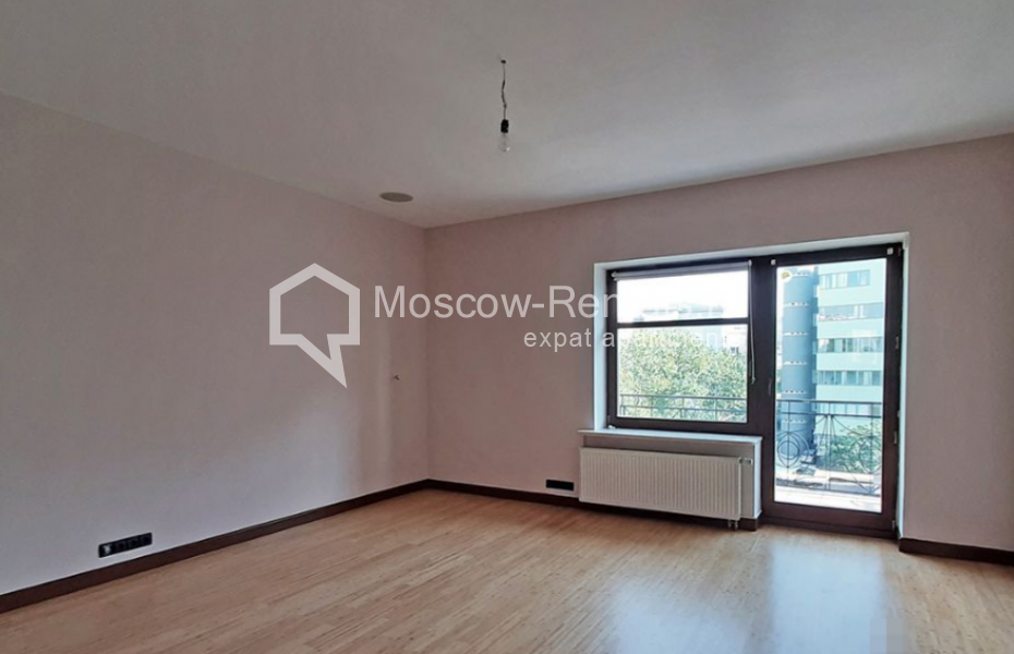 Photo #7 4-room (3 BR) apartment for <a href="http://moscow-rentals.ru/en/articles/long-term-rent" target="_blank">a long-term</a> rent
 in Russia, Moscow, B. Golovin lane, 2