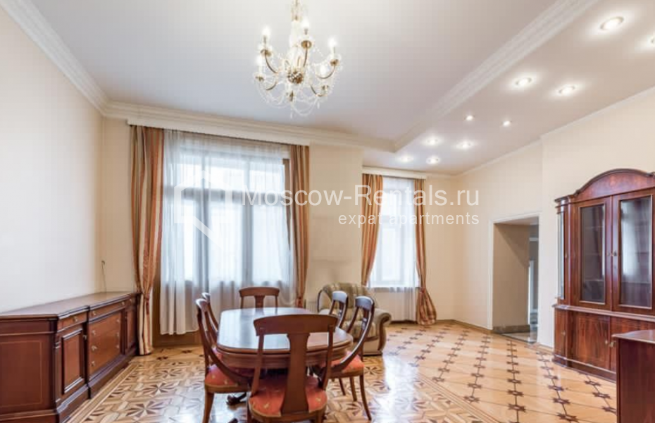 Photo #6 5-room (4 BR) apartment for <a href="http://moscow-rentals.ru/en/articles/long-term-rent" target="_blank">a long-term</a> rent
 in Russia, Moscow, 2nd Obydenskyi lane, 11