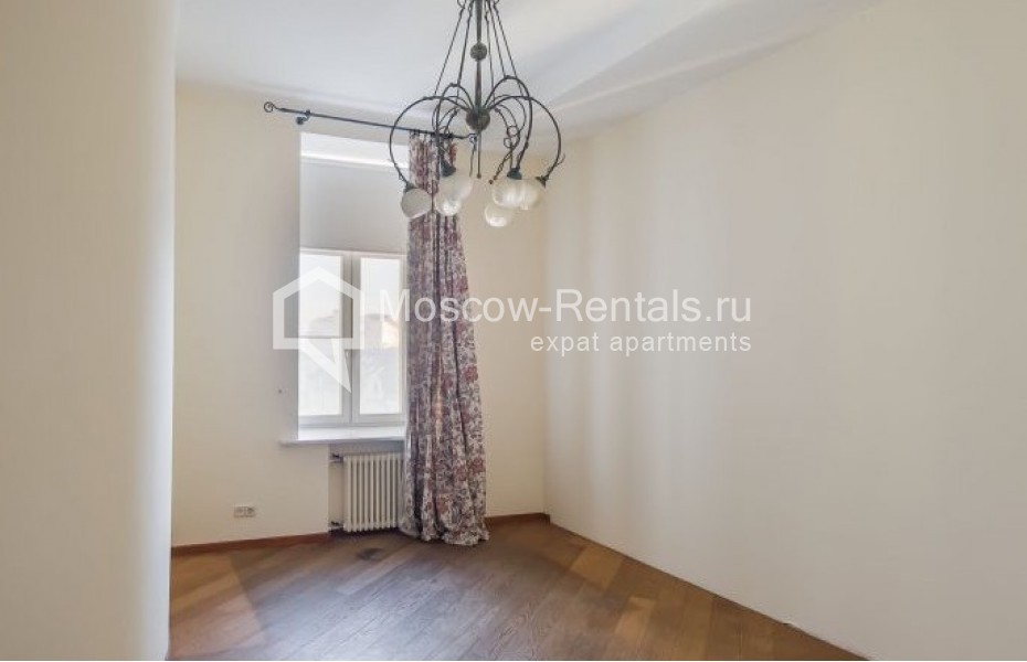 Photo #8 5-room (4 BR) apartment for <a href="http://moscow-rentals.ru/en/articles/long-term-rent" target="_blank">a long-term</a> rent
 in Russia, Moscow, Kalashnyi lane, 4