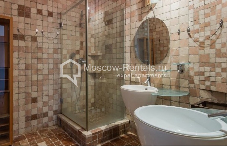 Photo #14 5-room (4 BR) apartment for <a href="http://moscow-rentals.ru/en/articles/long-term-rent" target="_blank">a long-term</a> rent
 in Russia, Moscow, Kalashnyi lane, 4