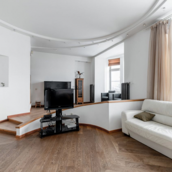 Photo #2 5-room (4 BR) apartment for <a href="http://moscow-rentals.ru/en/articles/long-term-rent" target="_blank">a long-term</a> rent
 in Russia, Moscow, Kalashnyi lane, 4