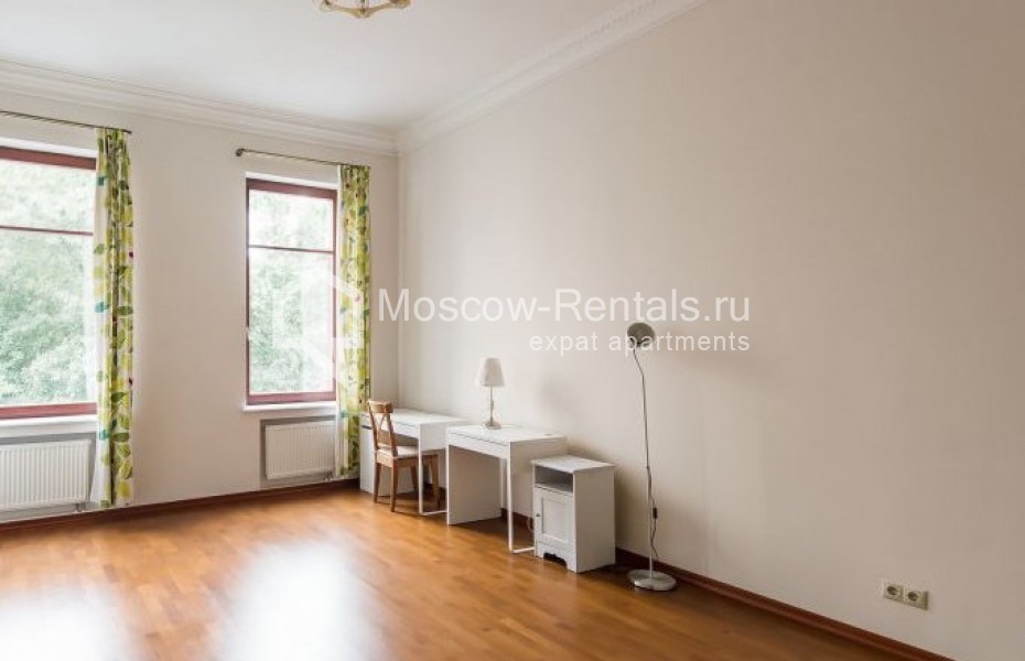 Photo #8 4-room (3 BR) apartment for <a href="http://moscow-rentals.ru/en/articles/long-term-rent" target="_blank">a long-term</a> rent
 in Russia, Moscow, Gogolevskyi blv, 29