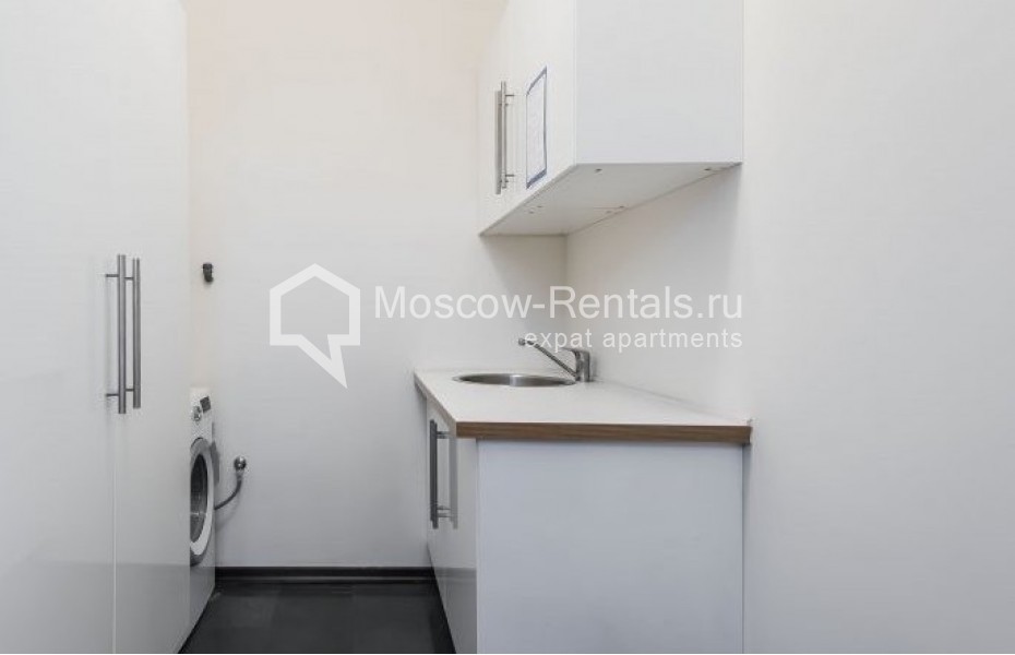 Photo #17 4-room (3 BR) apartment for <a href="http://moscow-rentals.ru/en/articles/long-term-rent" target="_blank">a long-term</a> rent
 in Russia, Moscow, Gogolevskyi blv, 29