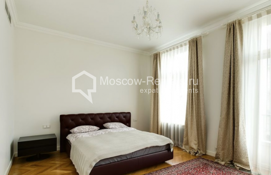 Photo #15 4-room (3 BR) apartment for <a href="http://moscow-rentals.ru/en/articles/long-term-rent" target="_blank">a long-term</a> rent
 in Russia, Moscow, B. Levshinskyi lane, 11