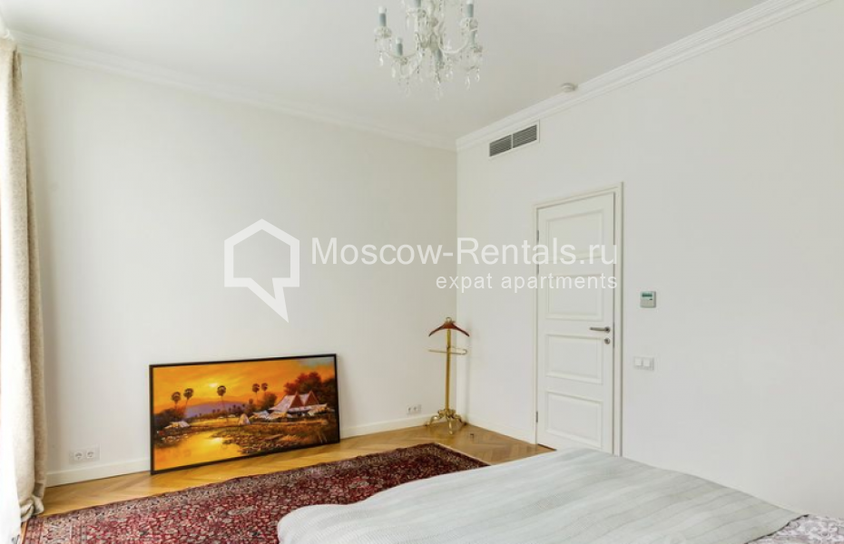 Photo #17 4-room (3 BR) apartment for <a href="http://moscow-rentals.ru/en/articles/long-term-rent" target="_blank">a long-term</a> rent
 in Russia, Moscow, B. Levshinskyi lane, 11