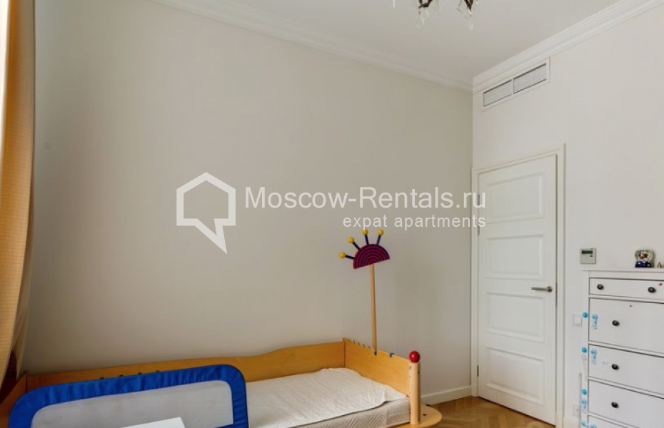Photo #23 4-room (3 BR) apartment for <a href="http://moscow-rentals.ru/en/articles/long-term-rent" target="_blank">a long-term</a> rent
 in Russia, Moscow, B. Levshinskyi lane, 11