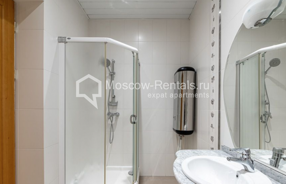 Photo #10 4-room (3 BR) apartment for <a href="http://moscow-rentals.ru/en/articles/long-term-rent" target="_blank">a long-term</a> rent
 in Russia, Moscow, Pozharskyi lane, 7А
