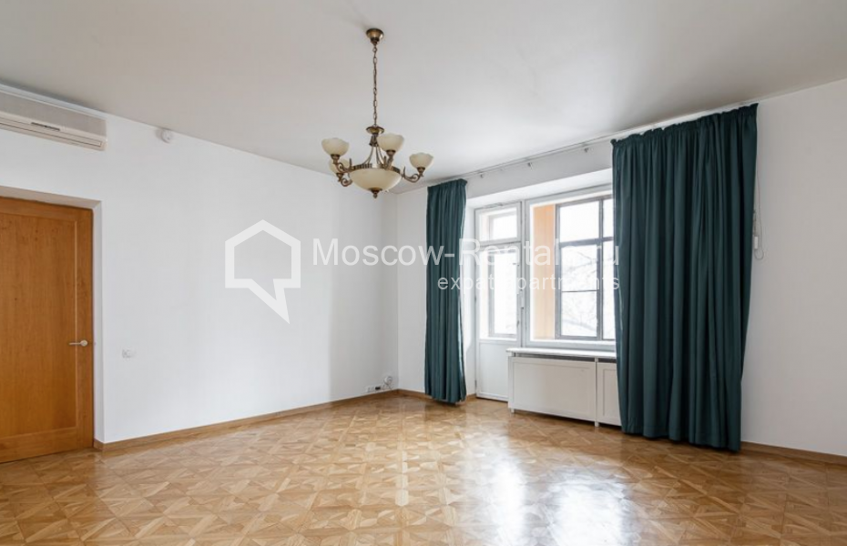 Photo #11 4-room (3 BR) apartment for <a href="http://moscow-rentals.ru/en/articles/long-term-rent" target="_blank">a long-term</a> rent
 in Russia, Moscow, Pozharskyi lane, 7А