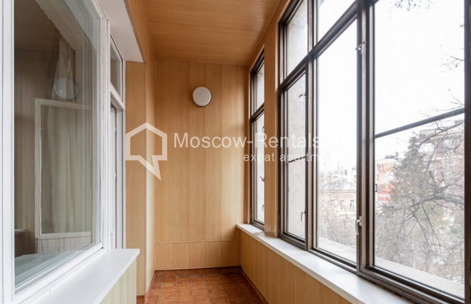 Photo #14 4-room (3 BR) apartment for <a href="http://moscow-rentals.ru/en/articles/long-term-rent" target="_blank">a long-term</a> rent
 in Russia, Moscow, Pozharskyi lane, 7А