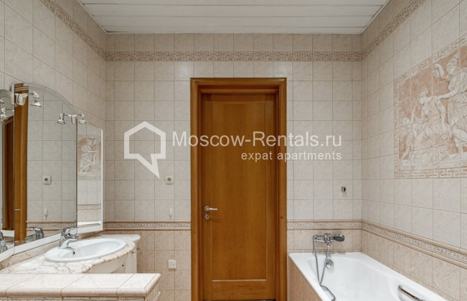 Photo #20 4-room (3 BR) apartment for <a href="http://moscow-rentals.ru/en/articles/long-term-rent" target="_blank">a long-term</a> rent
 in Russia, Moscow, Pozharskyi lane, 7А