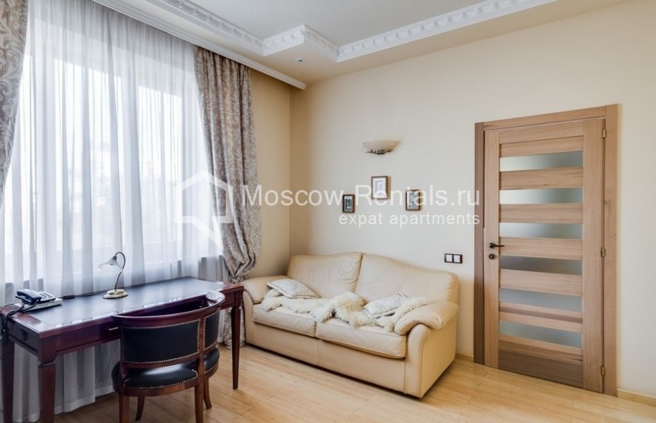 Photo #12 5-room (4 BR) apartment for <a href="http://moscow-rentals.ru/en/articles/long-term-rent" target="_blank">a long-term</a> rent
 in Russia, Moscow, Groholsky lane, 28