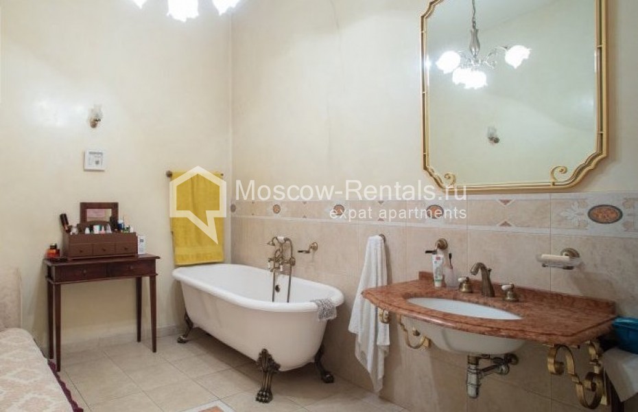 Photo #14 5-room (4 BR) apartment for <a href="http://moscow-rentals.ru/en/articles/long-term-rent" target="_blank">a long-term</a> rent
 in Russia, Moscow, B. Afanasievskyi lane, 15С1