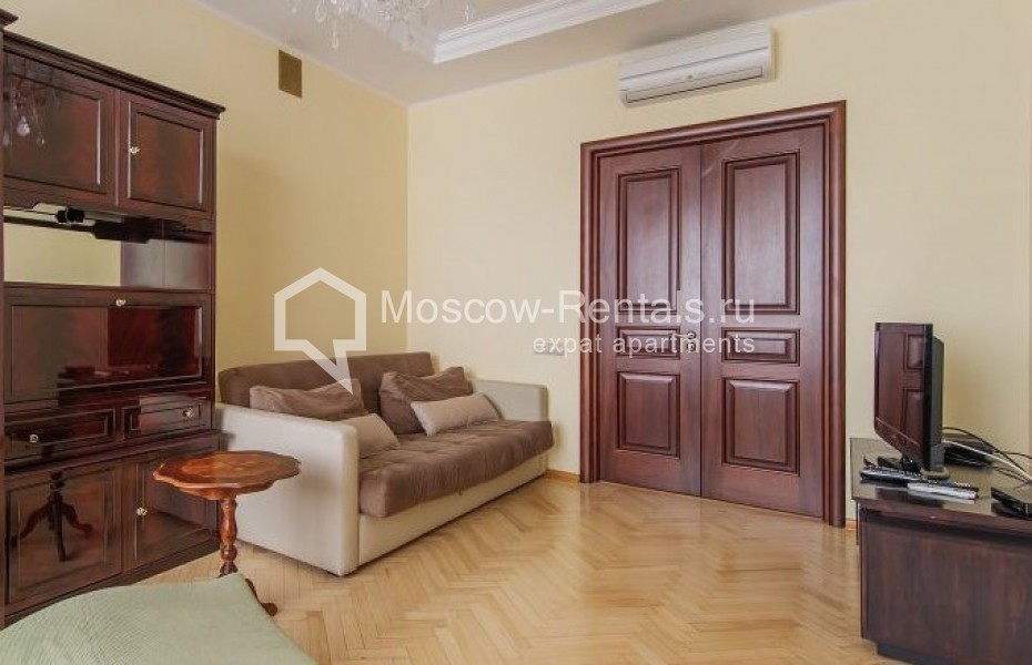 Photo #1 3-room (2 BR) apartment for <a href="http://moscow-rentals.ru/en/articles/long-term-rent" target="_blank">a long-term</a> rent
 in Russia, Moscow, 1st Tverskaya-Yamskaya str, 36С1