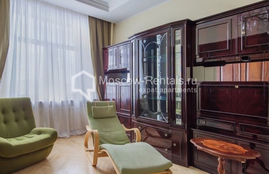 Photo #3 3-room (2 BR) apartment for <a href="http://moscow-rentals.ru/en/articles/long-term-rent" target="_blank">a long-term</a> rent
 in Russia, Moscow, 1st Tverskaya-Yamskaya str, 36С1
