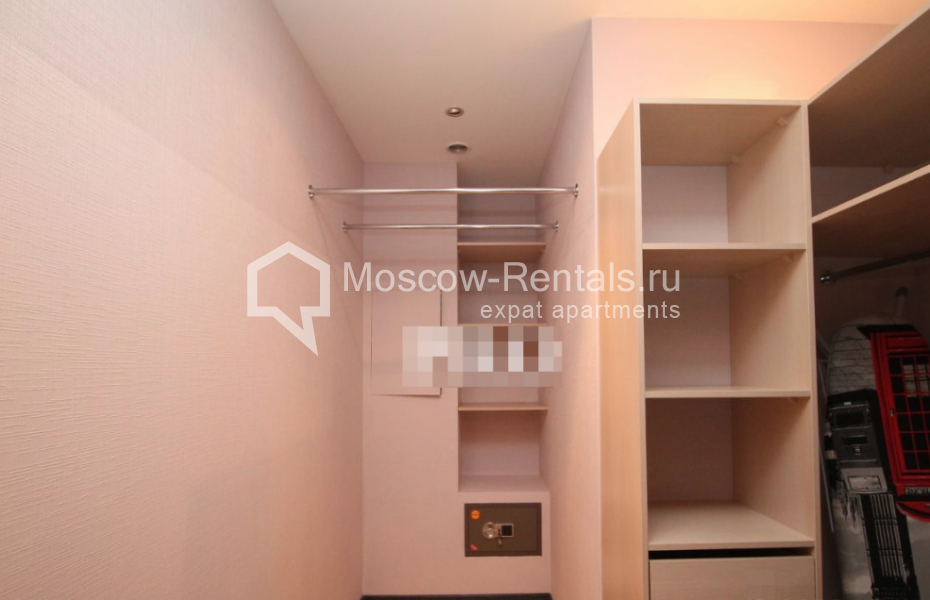 Photo #14 3-room (2 BR) apartment for <a href="http://moscow-rentals.ru/en/articles/long-term-rent" target="_blank">a long-term</a> rent
 in Russia, Moscow, Udaltsova str, 81