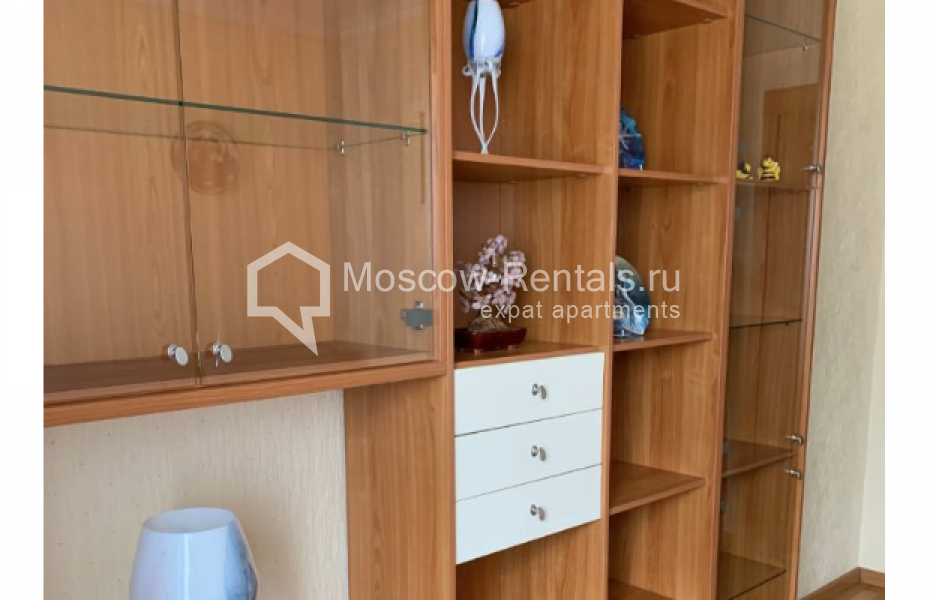 Photo #13 3-room (2 BR) apartment for <a href="http://moscow-rentals.ru/en/articles/long-term-rent" target="_blank">a long-term</a> rent
 in Russia, Moscow, Nametkina street, 11К1