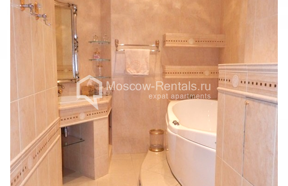Photo #7 3-room (2 BR) apartment for <a href="http://moscow-rentals.ru/en/articles/long-term-rent" target="_blank">a long-term</a> rent
 in Russia, Moscow, Aviatsionnaya str, 79 bld 1