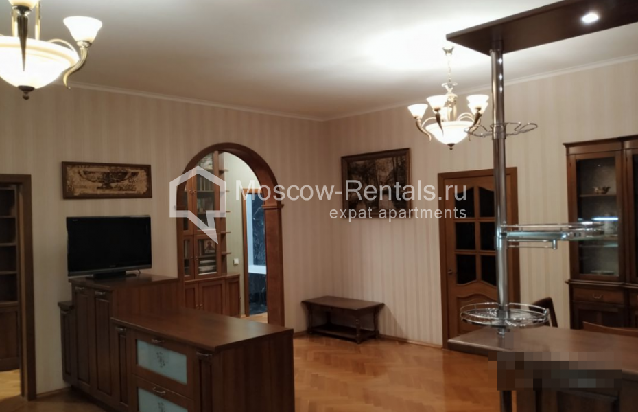 Photo #4 3-room (2 BR) apartment for <a href="http://moscow-rentals.ru/en/articles/long-term-rent" target="_blank">a long-term</a> rent
 in Russia, Moscow, Gilyarovskogo str, 4К1