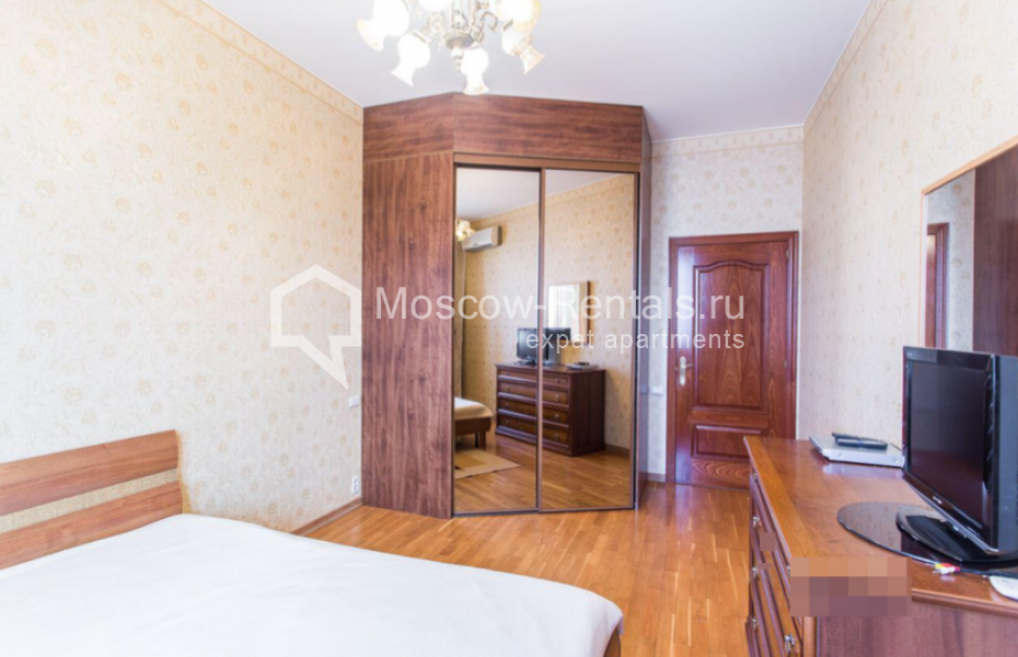 Photo #13 4-room (3 BR) apartment for <a href="http://moscow-rentals.ru/en/articles/long-term-rent" target="_blank">a long-term</a> rent
 in Russia, Moscow, Gilyarovskogo str, 7
