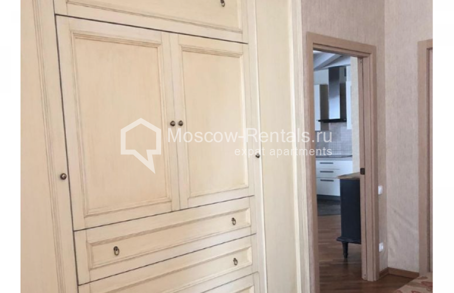 Photo #8 3-room (2 BR) apartment for <a href="http://moscow-rentals.ru/en/articles/long-term-rent" target="_blank">a long-term</a> rent
 in Russia, Moscow, Shabolovka str, 23к1